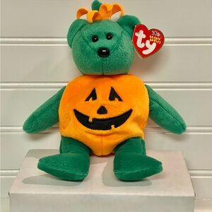 TY Beanie Babies Tricky the Bear Wearing Pumpkin Costume Halloween Plush 2003